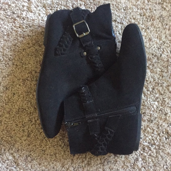 Black Bamboo Booties - Picture 2 of 5